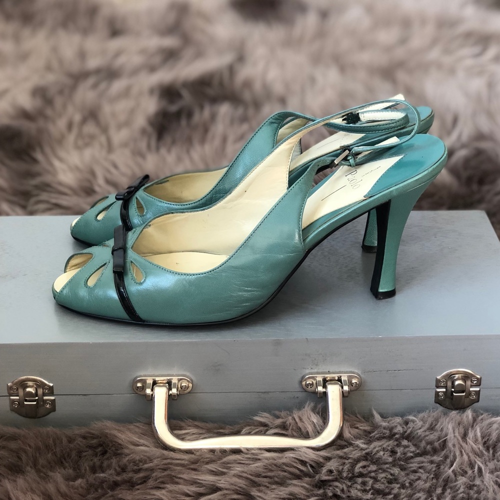 *SALE* Adorable Little Heels SZ 9.5